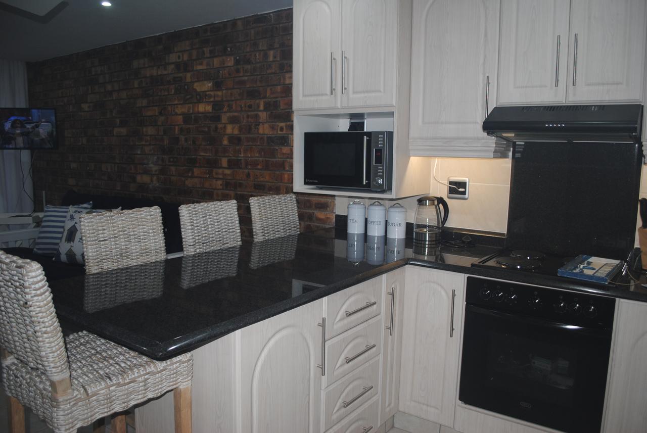 11 Coral Sands Scottburgh Exterior photo