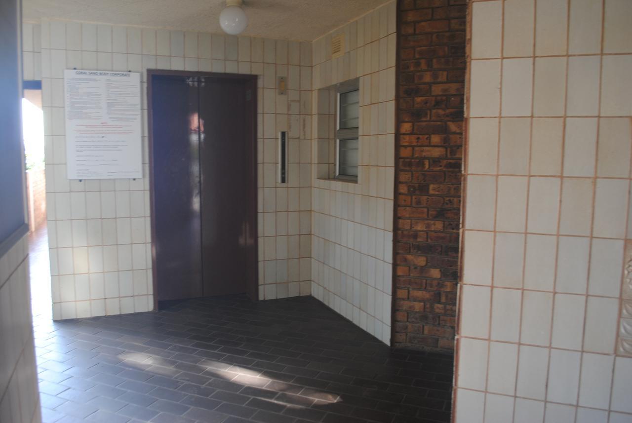 11 Coral Sands Scottburgh Exterior photo